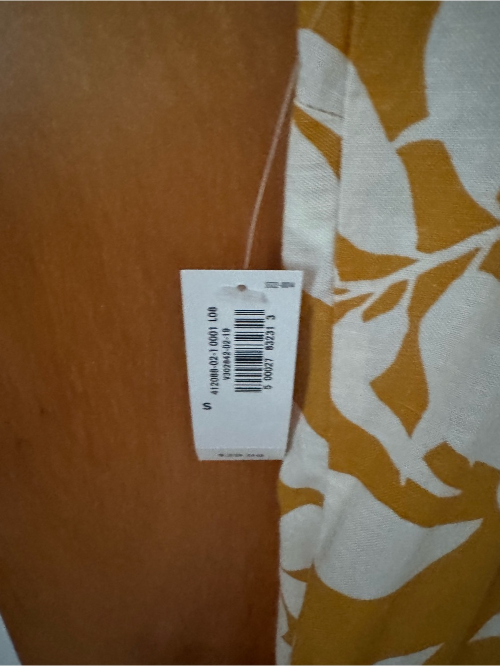 Old Navy Mustard Yellow Tropical Print Sleeveless Top NWT - Picture 3 of 3